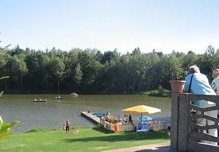 Tinyhaus Am Thuemmlitzsee * グリンマ